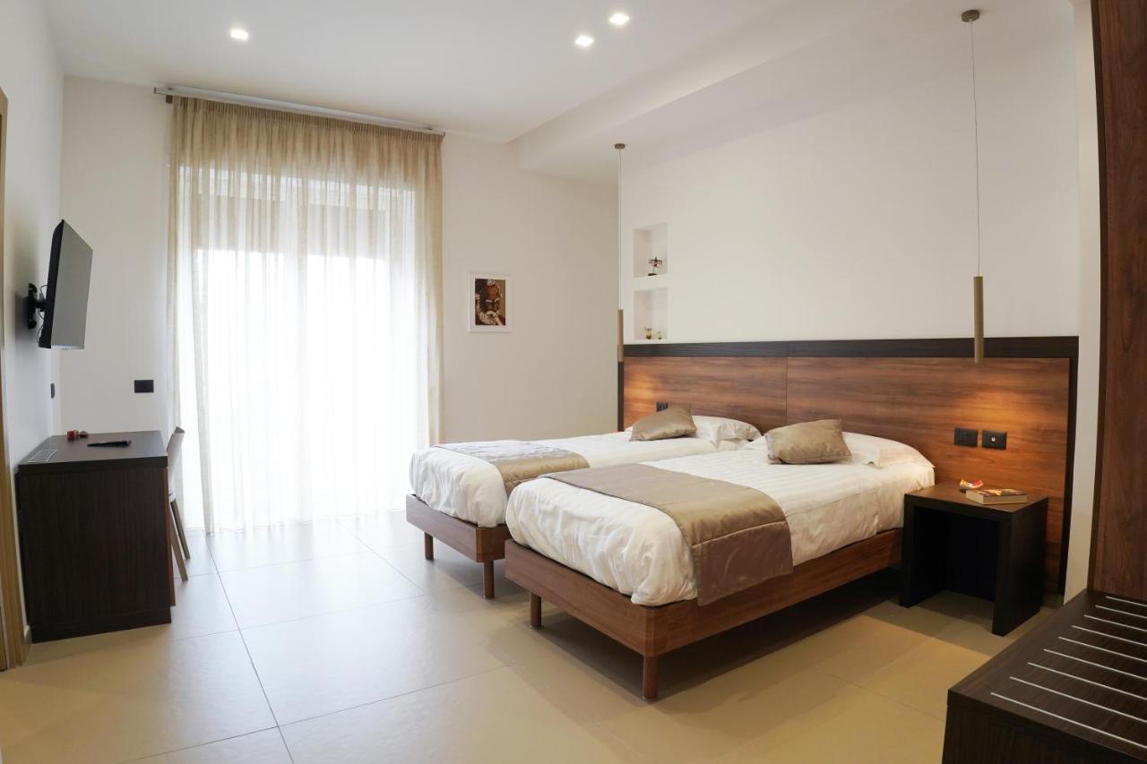 Villa Mafalda B&B Frattamaggiore Dış mekan fotoğraf